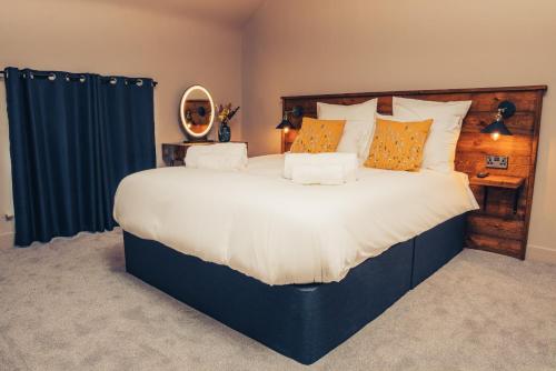 . Lawton Street Rooms