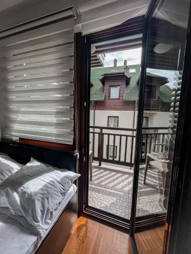 ABB Konak - K16A15 Zlatiborski konaci