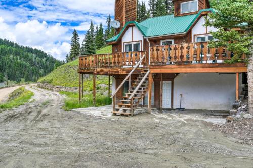 Valley of The Pines Chalet in Red River, Vereinigte Staaten von Amerika