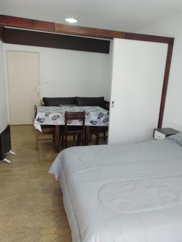 Apartment image 4