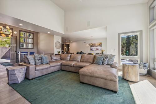 Golden Fox House home in Sally Barber