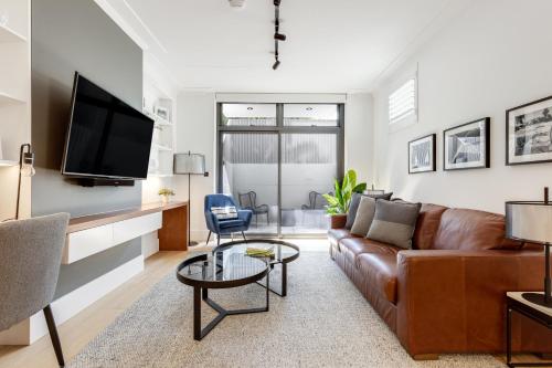 Barangaroo Park Apartments by Urban Rest - image 9