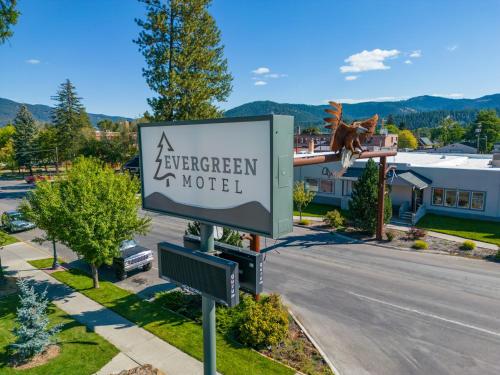 Evergreen Motel