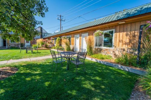 Evergreen Motel - main image