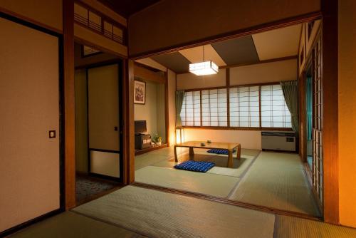 Japanese-Style Quadruple Room - Non-Smoking