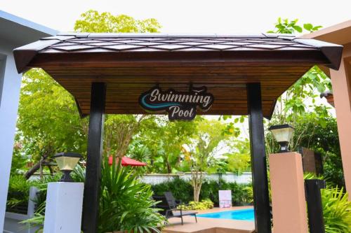 Swimming pool, Baan Nern Khao Resort Pattaya in Huai Yai