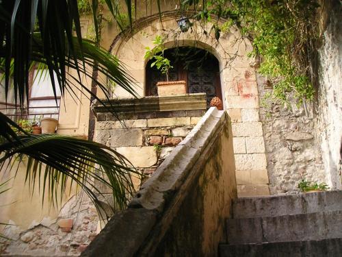 Villa Floresta Taormina - image 12