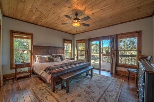 Highland Harmony in Ellijay, USA