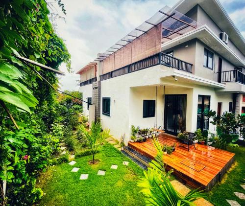 Luxurious Villa with Pool - Casa de Esperanza Goa