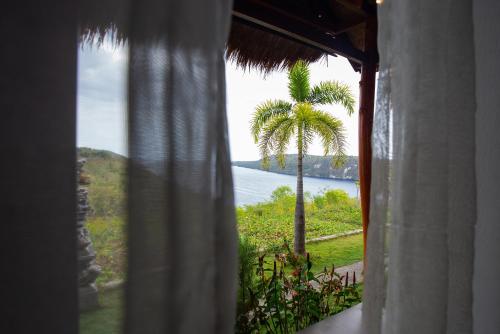 Surrounding environment, Cubang Lantang Cottage near Ceningan Cliffs