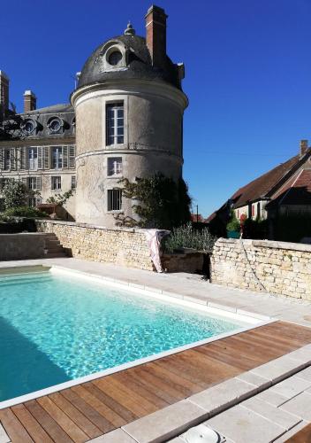 Bassein, CHATEAU DES BARRES in Lainsecq