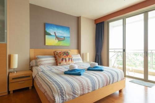 Deluxe 1bedroom Hua Hin Seaview Beachfront Project