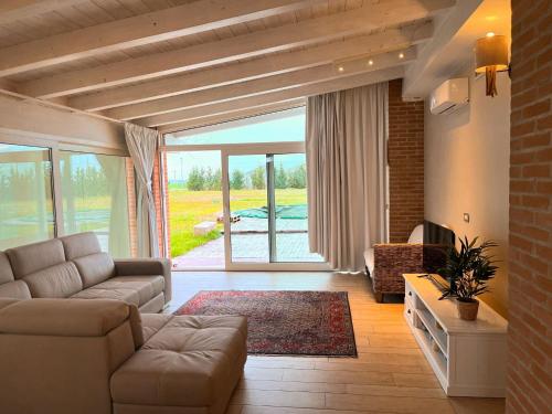 Cottage indipendente con piscina privata in Voghiera