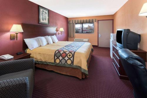 Super 8 by Wyndham Strongsville/Cleveland