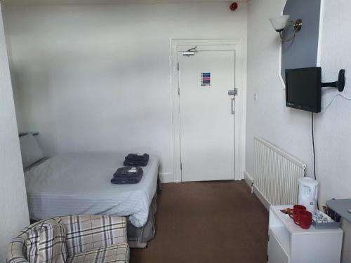 Highlander Hotel – Scarborough
