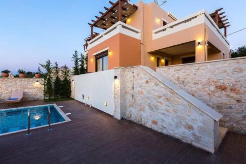 Family villa, Fantastic views, Private pool, Free laptop 3