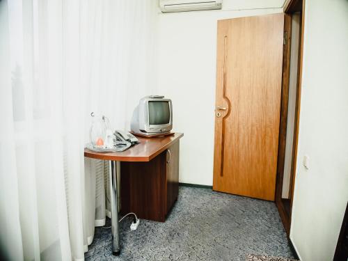 Yuzhnaya Hotel - image 3