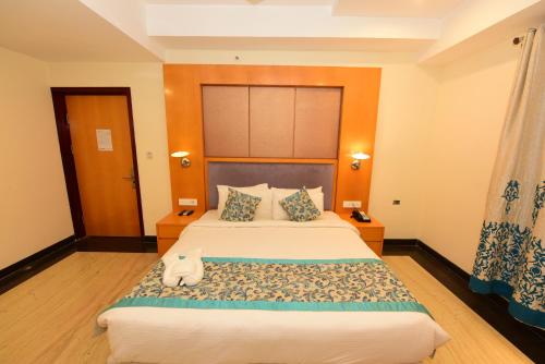 Deluxe Room image 10