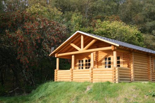 BCC Loch Ness Log Cabins