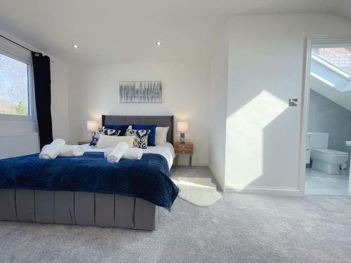 Luxury 7 Bedroom House in Didsbury, Manchester