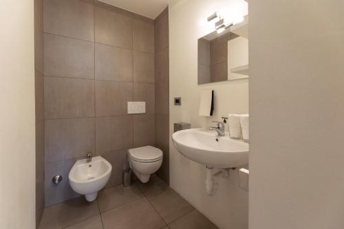 Heart of Trento Luxury House 2 - image 10