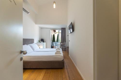 Heart of Trento Luxury House 2 - image 8