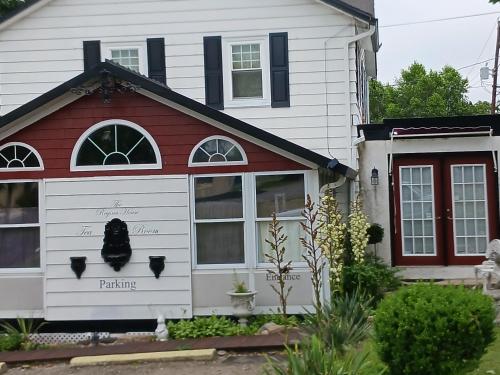 The guest house at the regina house tea room in Moosic, USA