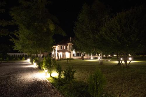 Pensiunea Negoiu - image 5