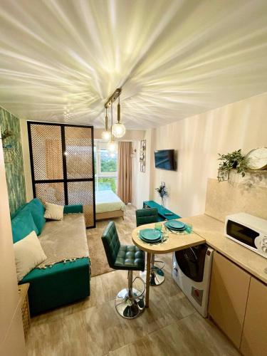 Здаються в оренду подобово АПАРТАМЕНТИ ZONEofCOMFORT Поруч з центром міста, затишні та комфортні для in Chernivtsi