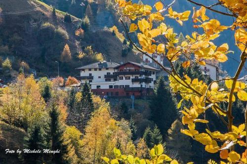  Albergo La Gran Baita, Fraccia bei Cedrasco