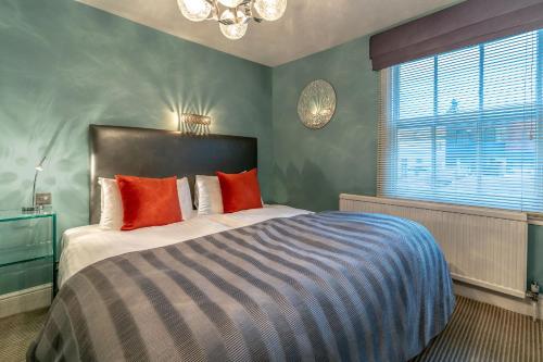 Blanch House - image 2
