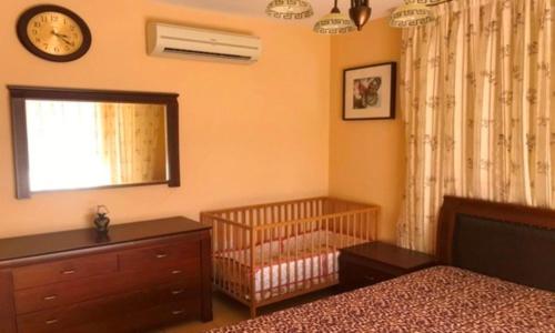 2 bedroom with private garden, walk to Nissi Beach, communal swimming pool, Agia Napa (Foto 7)