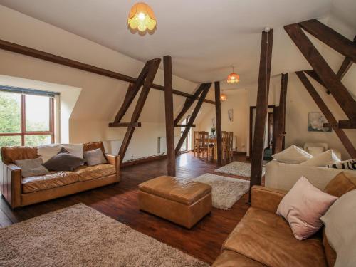 Viesnīcas āriene, Owlbury Hall Barn in Churchstoke