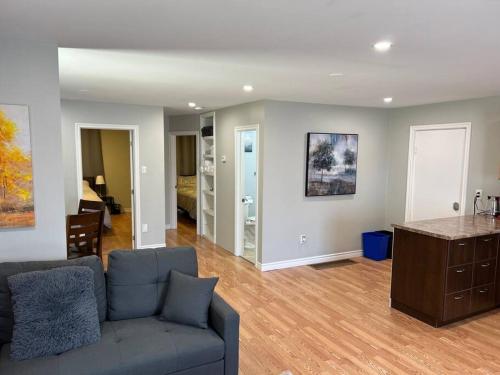 ENTIRE 2-BEDROOM TOWNHOUSE ON a RUSTIC FARM - A in Lambton Shores (ON)