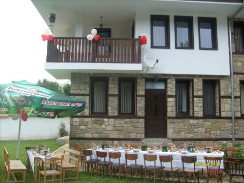 Hotel Aleksandrina - image 13