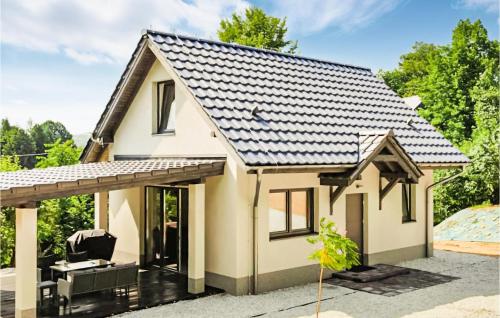 Amazing Home In Staniszów With Wifi