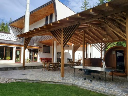 BOUTIQUE HOTEL DOFTANA NATURE EVENTS - Trăisteni