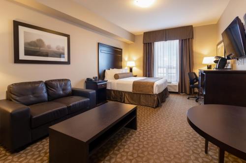 Deluxe Queen Room