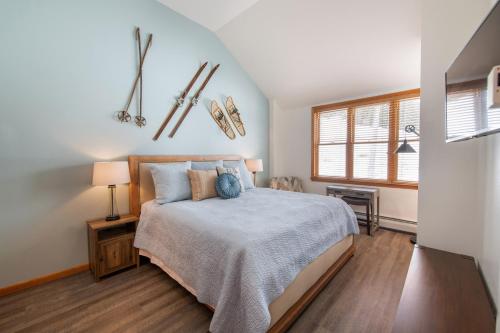 Zephyr Mountain Lodge Premium-Rated 1705 detail