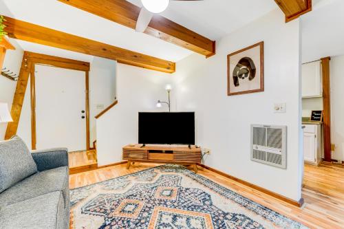 Hemlock Hideaway in Banner Elk, USA