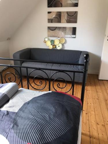 Maya's Place in เลเวอร์คูเซิน