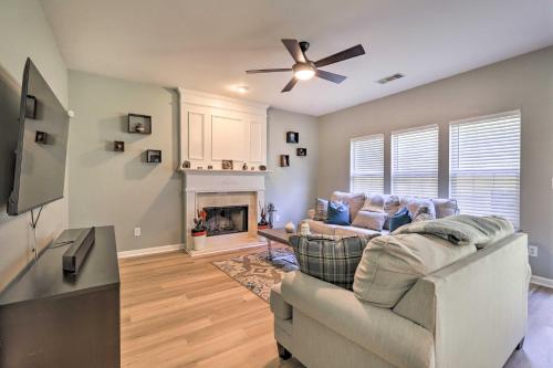 Family Home, 23Mi to DWTN Atlanta and Aquarium in Stockbridge, USA
