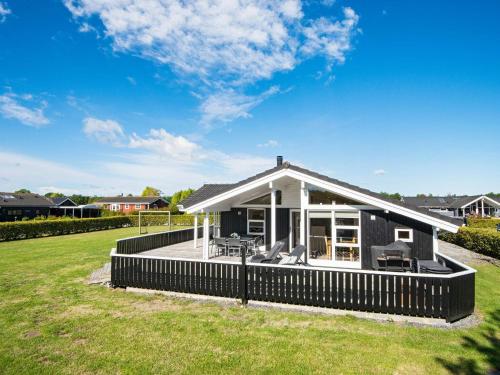  Holiday Home Ellemose in Neder Lysabild