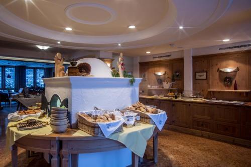 Hotel Gotthard - image 14