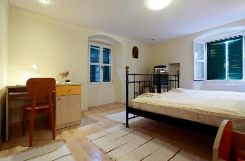 Apartments with WiFi Split - 8672 - image 6