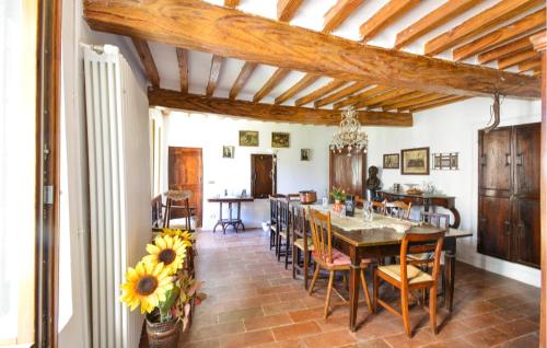 Lovely Home In Monchio Delle Olle With Kitchen