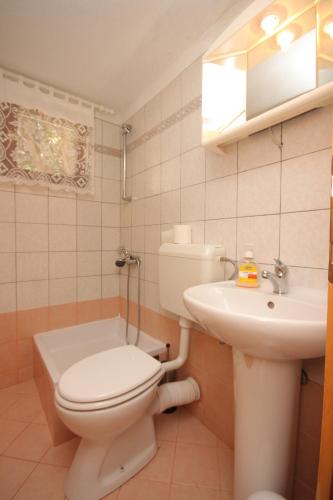 Apartments and rooms with parking space Cunski Losinj - 2498 - image 13