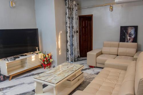 Home Away From Home, Yaoundé