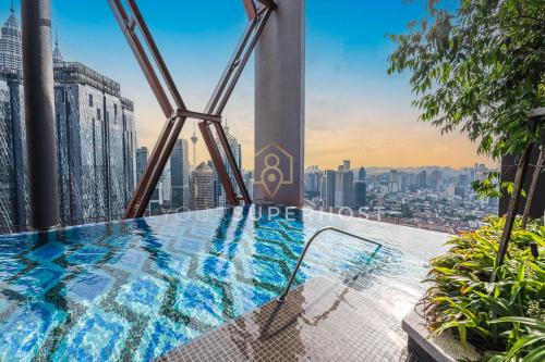Scarletz Suites near KLCC by YourSuperhost - image 14