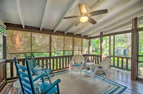 Pet-Friendly Natchez Home Walk to Downtown!